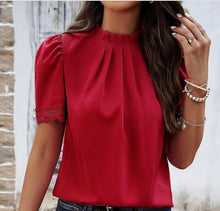 Cargar imagen en el visor de la galería, Beautiful Red Top